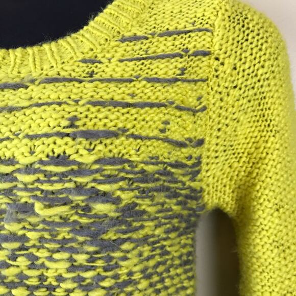 BAR III Yellow/Gray Chunky Sweater Sz Medium - Picture 3 of 6